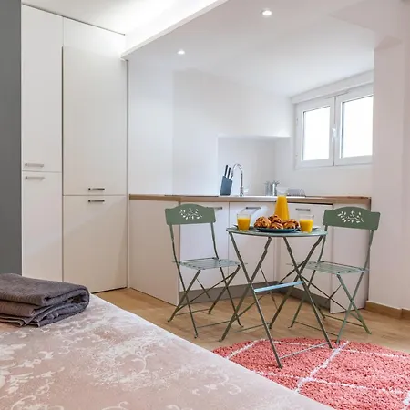 Renove 150m De Monaco Appartement Beausoleil